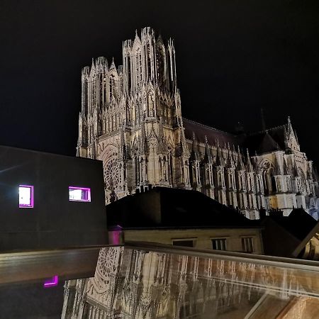 Logement Cosy Renove Au Pied De La Cathedrale Avec Climatisation 랭스 외부 사진