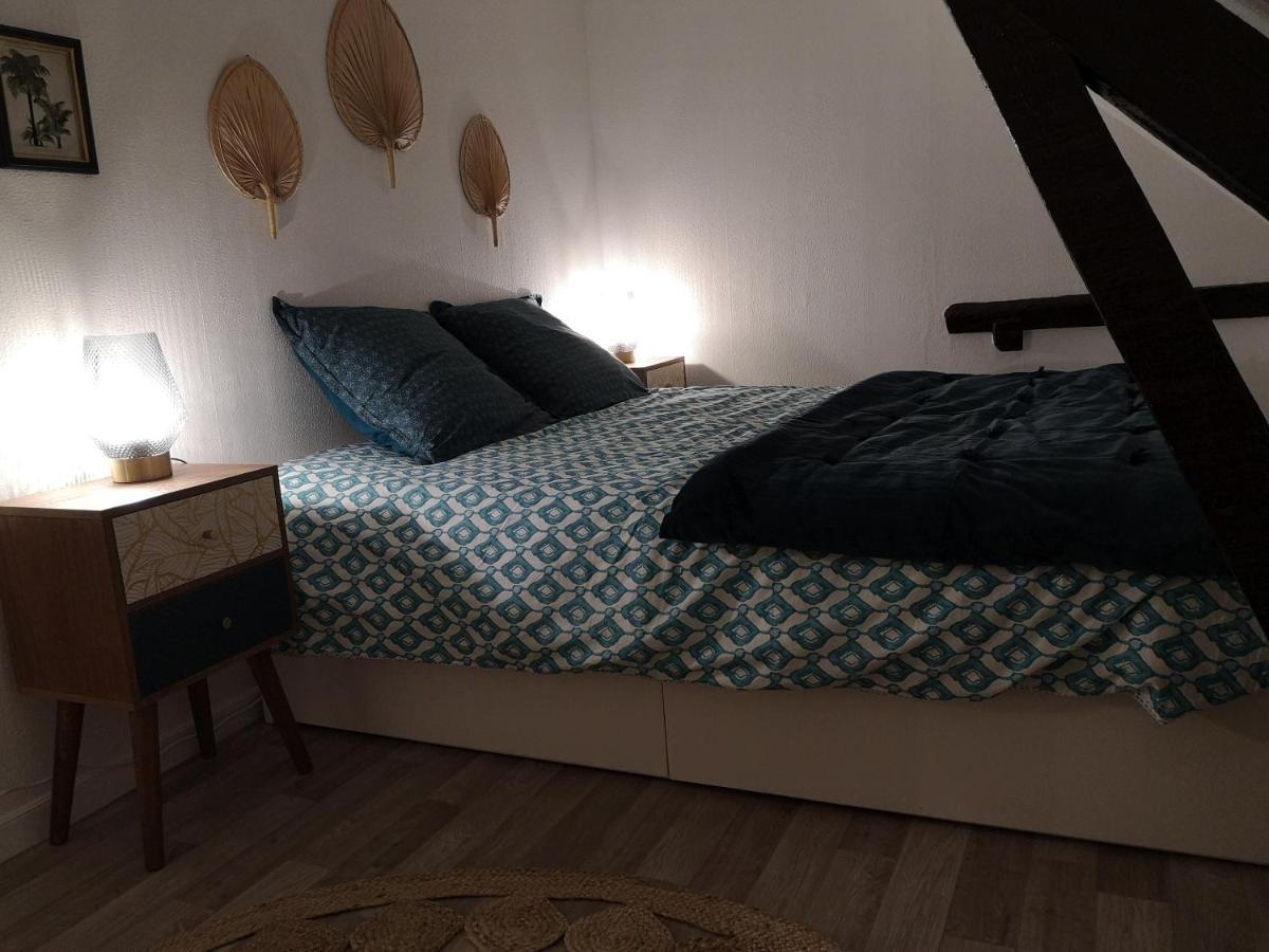 Logement Cosy Renove Au Pied De La Cathedrale Avec Climatisation 랭스 외부 사진