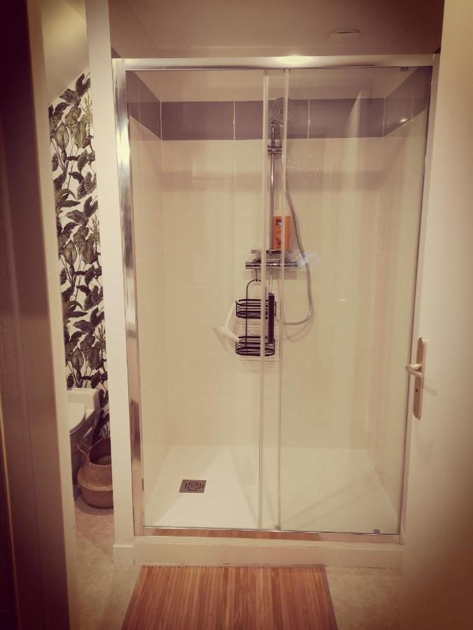 Logement Cosy Renove Au Pied De La Cathedrale Avec Climatisation 랭스 외부 사진
