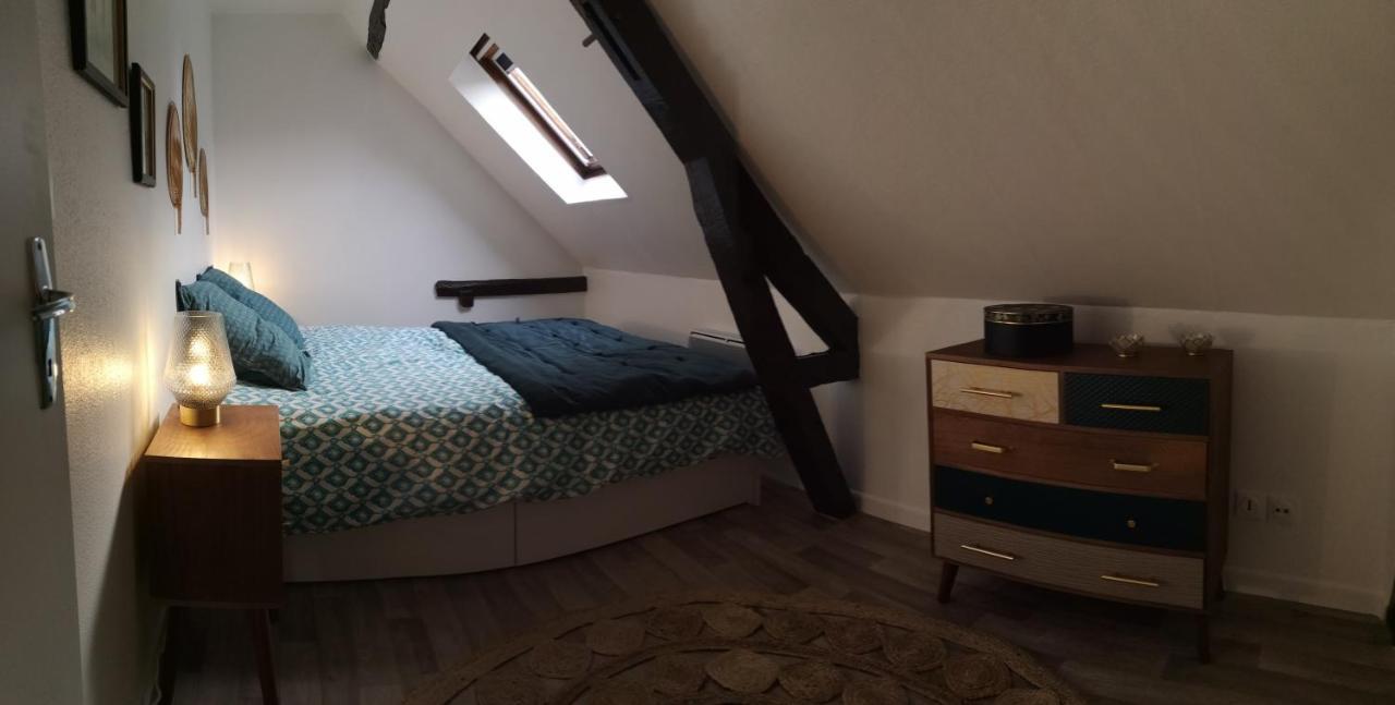 Logement Cosy Renove Au Pied De La Cathedrale Avec Climatisation 랭스 외부 사진